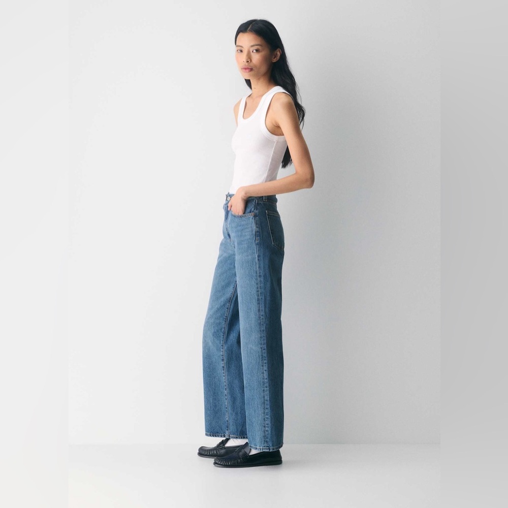 Aritzia - Denim Forum The Farrah Hi-Rise Wide Jean (5 Yrs Kiss N Tell Blue) - Picture 3 of 10